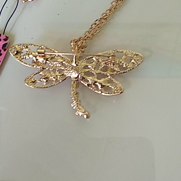 Betsey Johnson crystal butterfly pendent/Necklace - Picture 2 of 5
